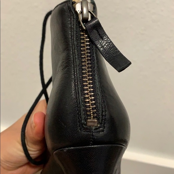 Nine West tie up heels - Picture 4 of 8